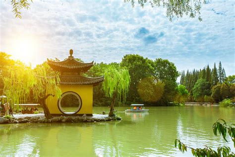 Bến Thủy Tùng: Khúc ca cổ kính của sông nước và lịch sử Yangzhou!